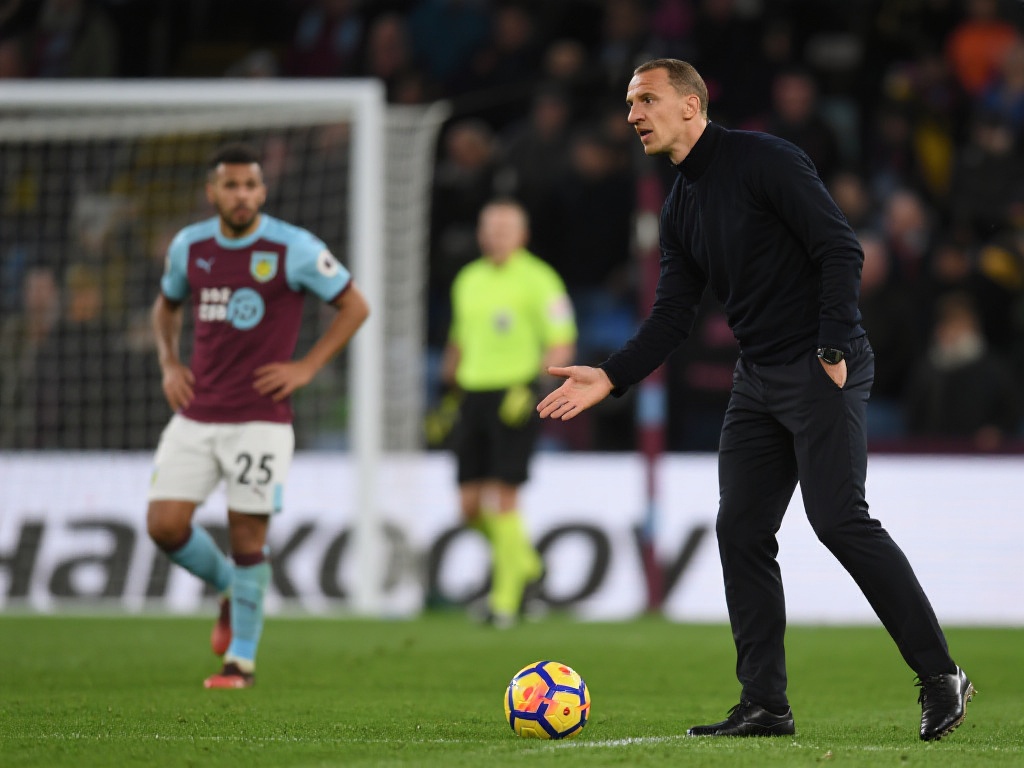 开球员和足 开球员和足